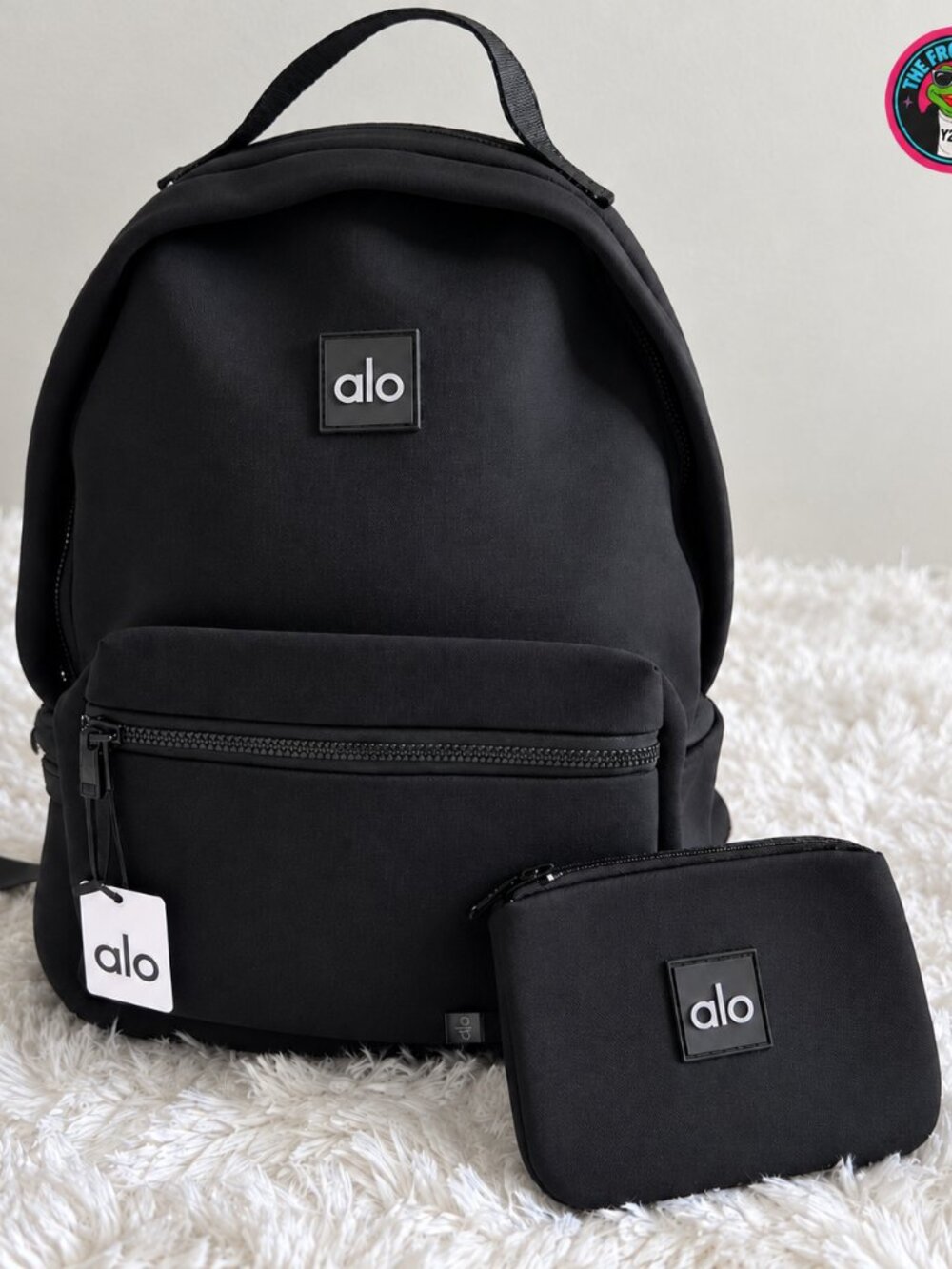 Alo Yoga Stow Backpack Black NWT Sold Out $328 - Picture 4 of 11